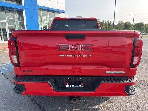 2022 GMC Sierra 1500 Elevation