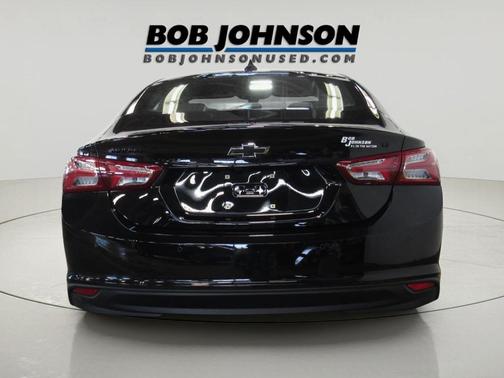 2021 Chevrolet Malibu FWD LT