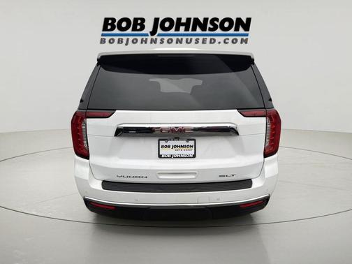 2022 GMC Yukon XL SLT