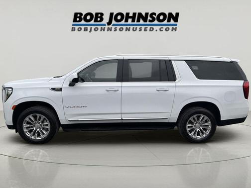 2022 GMC Yukon XL SLT