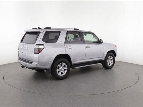Classic Silver Metallic 2020 Toyota 4Runner SR5