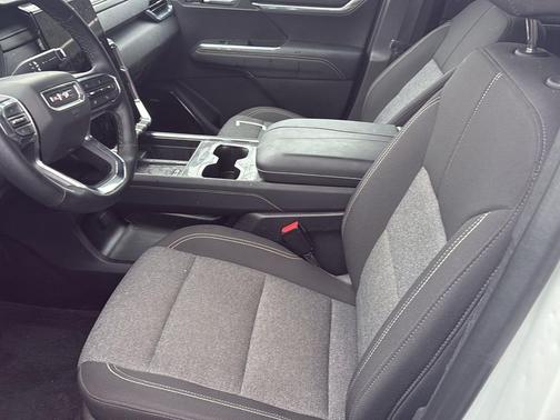 Summit White 2025 GMC Acadia AWD Elevation