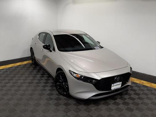 2025 Mazda Mazda3 2.5 S Select Sport
