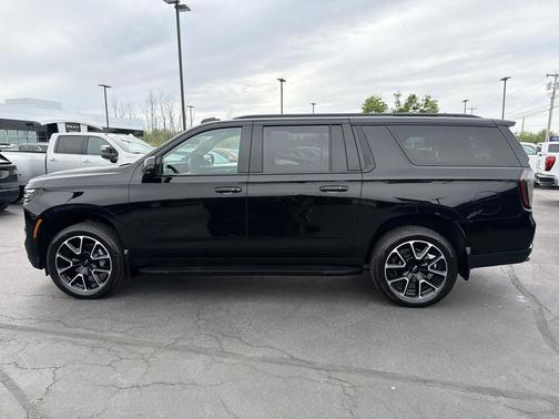 Black 2026 Chevrolet Suburban RST
