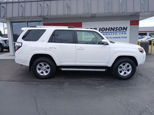 White 2022 Toyota 4Runner SR5 Premium