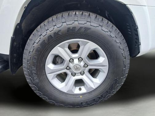 White 2022 Toyota 4Runner SR5 Premium