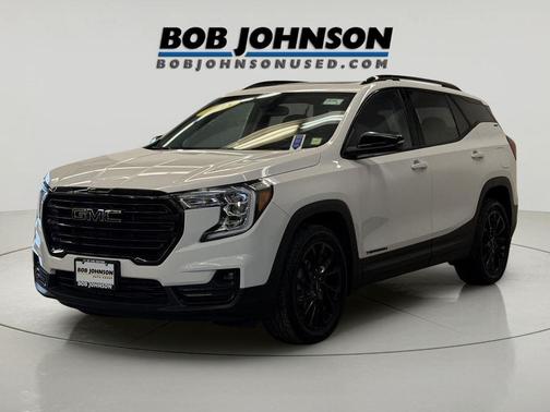 Summit White 2023 GMC Terrain SLT