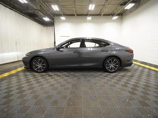 2022 Lexus ES 350 Base