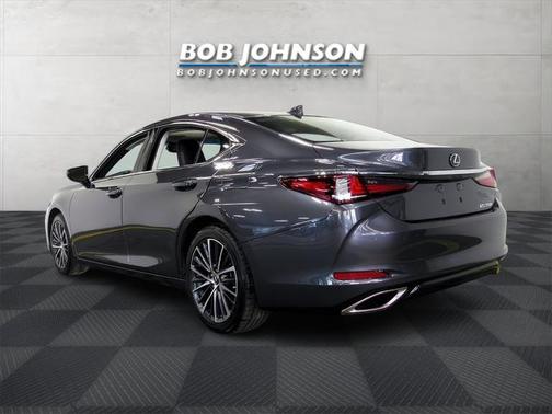2022 Lexus ES 350 Base