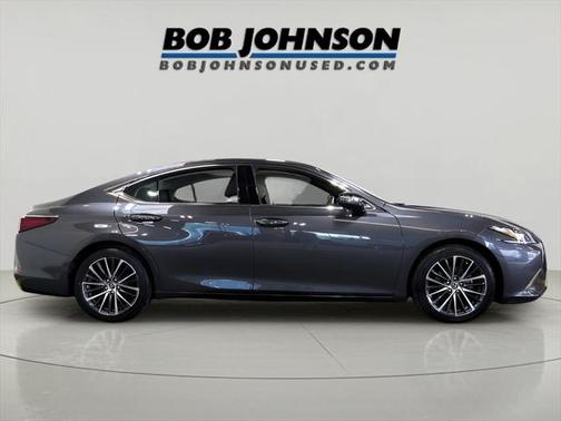 2022 Lexus ES 350 Base