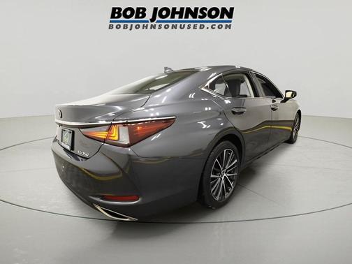 2022 Lexus ES 350 Base