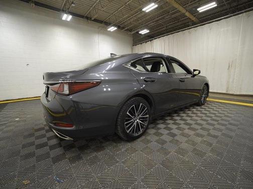 2022 Lexus ES 350 Base