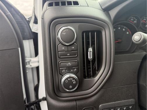 Summit White 2024 GMC Sierra 2500 Pro