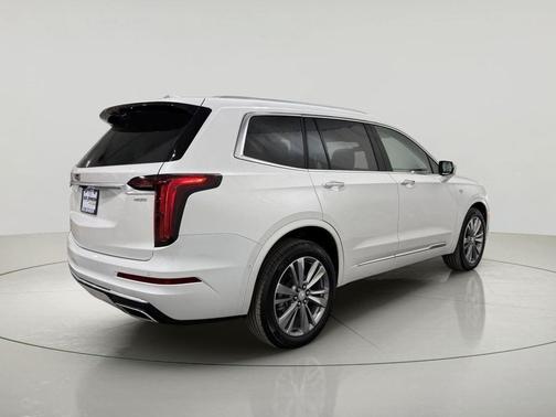 2025 Cadillac XT6 Premium Luxury AWD