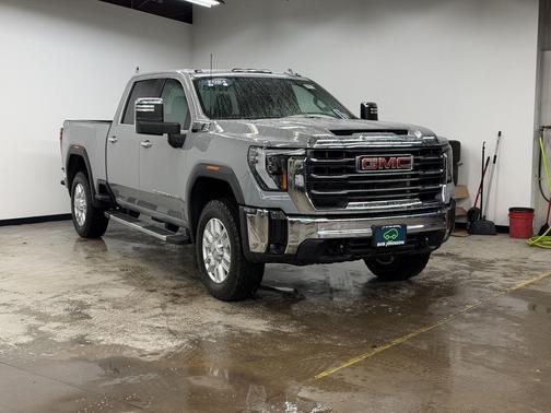 2024 GMC Sierra 2500 SLT