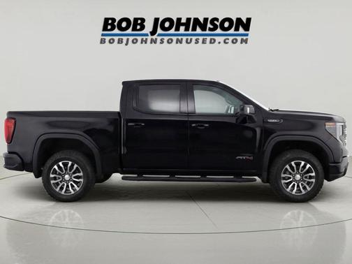 Onyx Black 2023 GMC Sierra 1500 AT4