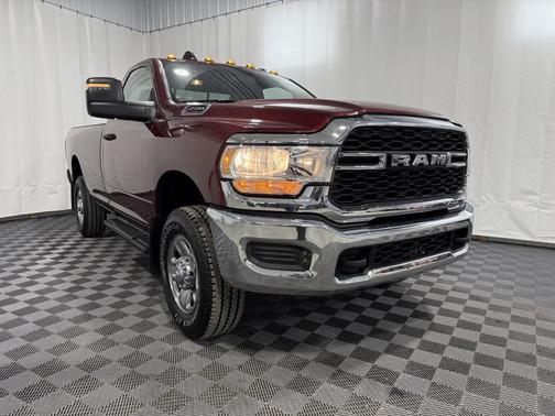 2024 RAM 2500 Tradesman Regular Cab 4x4 8' Box
