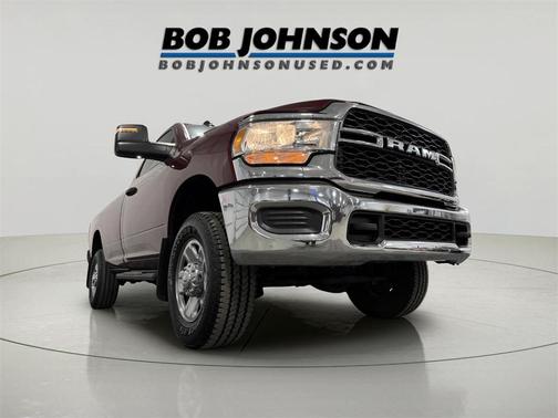 2024 RAM 2500 Tradesman Regular Cab 4x4 8' Box