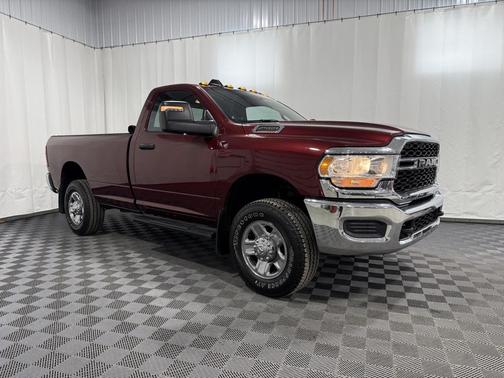 2024 RAM 2500 Tradesman Regular Cab 4x4 8' Box