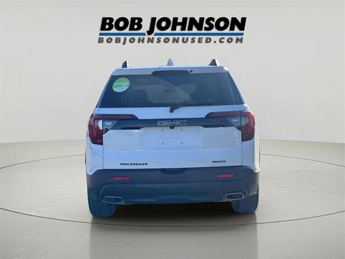 2023 GMC Acadia AWD SLT