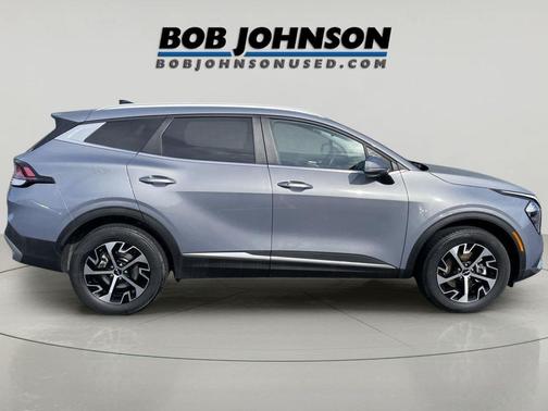 Everlasting Silver 2023 Kia Sportage EX