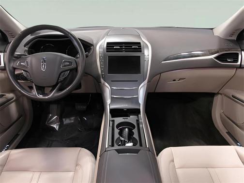 2016 Lincoln MKZ Base