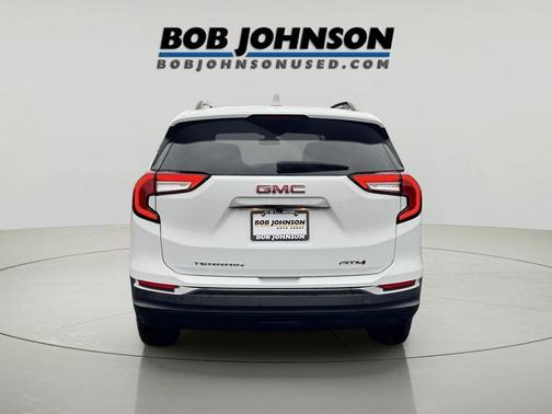 2022 GMC Terrain AWD AT4