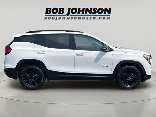 2022 GMC Terrain AWD AT4