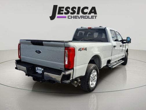 Avalanche Gray 2025 Ford F-250 XLT