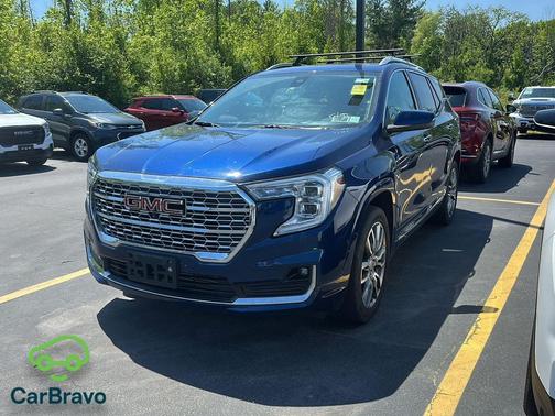 Marine Metallic 2022 GMC Terrain Denali
