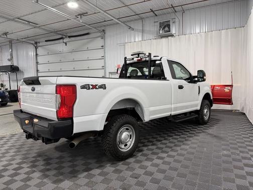 Oxford White 2022 Ford F-250 XL
