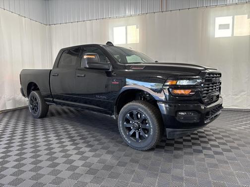 2025 RAM 2500 Big Horn Crew Cab 4x4 6'4' Box