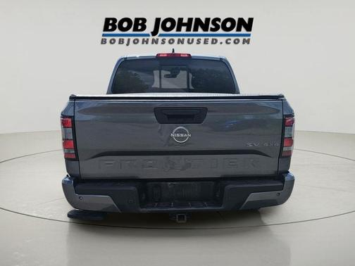 Gun Metallic 2022 Nissan Frontier SV