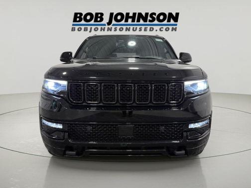 Diamond Black Crystal Pearlcoat 2024 Jeep Wagoneer L Series II Carbide 4x4