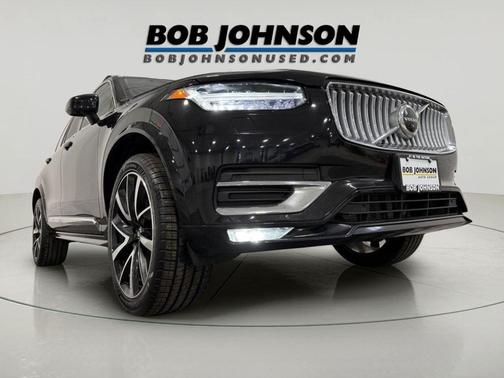 Onyx Black Metallic 2023 Volvo XC90 B5 Plus