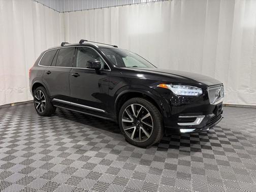 Onyx Black Metallic 2023 Volvo XC90 B5 Plus