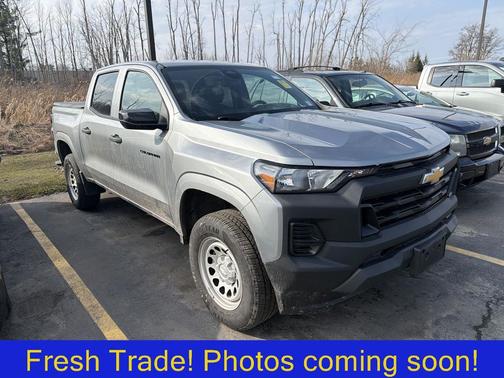 Sterling Gray Metallic 2023 Chevrolet Colorado WT