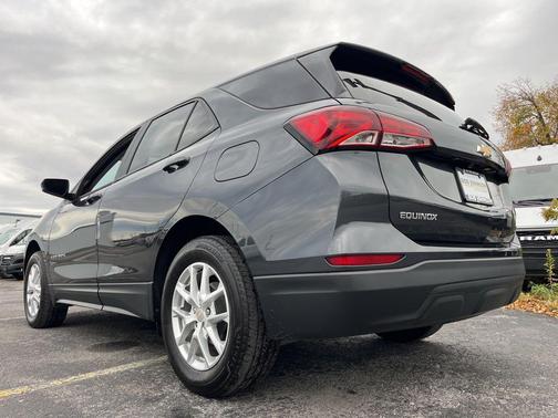 2022 Chevrolet Equinox LS