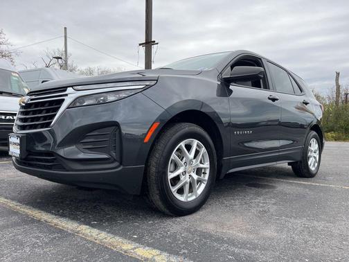 2022 Chevrolet Equinox LS