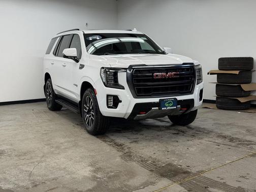 2022 GMC Yukon 4WD AT4