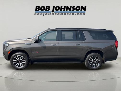 2021 GMC Yukon XL 4WD AT4
