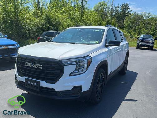 Summit White 2023 GMC Terrain SLE