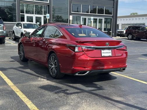 Matador Red Mica 2024 Lexus ES 350 Base