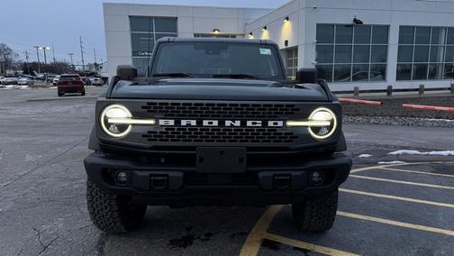 Shadow Black 2025 Ford Bronco Badlands