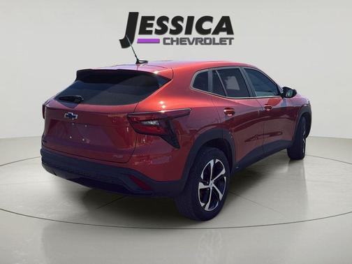 Cayenne Orange Metallic 2024 Chevrolet Trax FWD 1RS