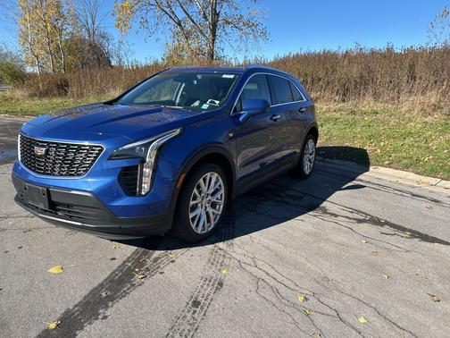 2023 Cadillac XT4 Luxury
