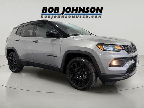 Billet Silver Metallic Clearcoat 2022 Jeep Compass Latitude