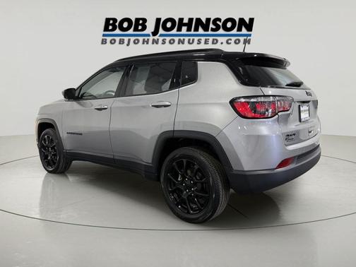 Billet Silver Metallic Clearcoat 2022 Jeep Compass Latitude