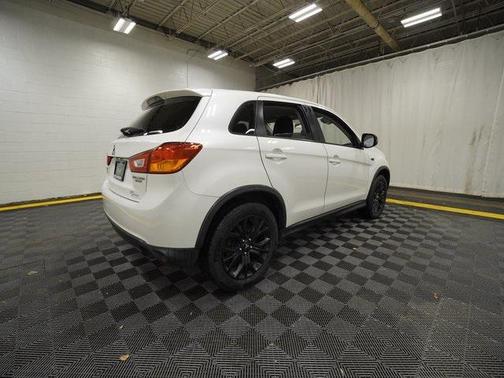 2017 Mitsubishi Outlander Sport 2.0 LE