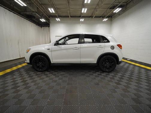 2017 Mitsubishi Outlander Sport 2.0 LE